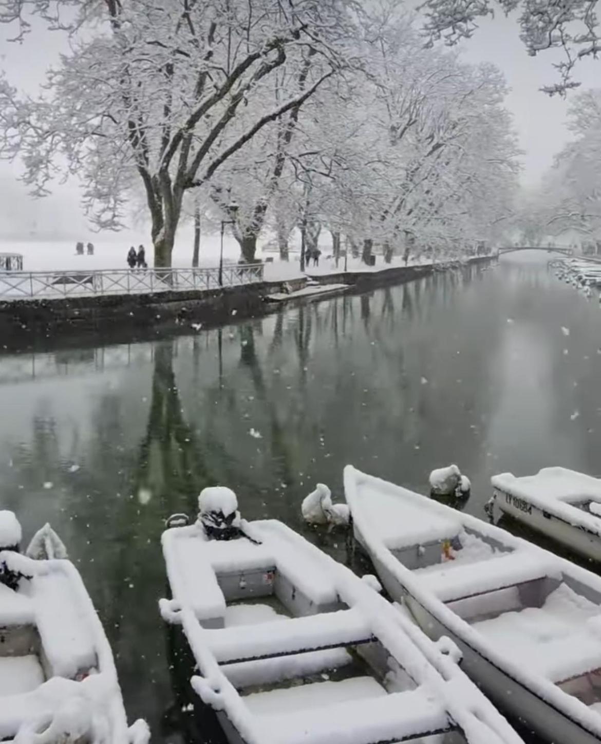 Annecy Sainte Claire Duplex Gare-Lac 4E Etage 4Ou6 Personnes Zewnętrze zdjęcie